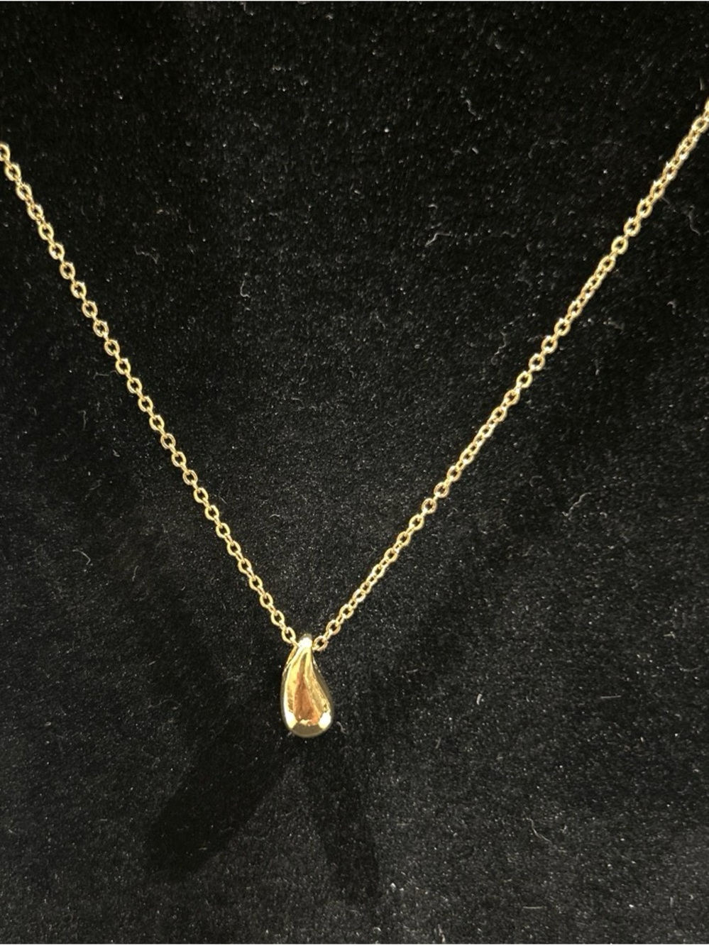 Gold color bean pendant